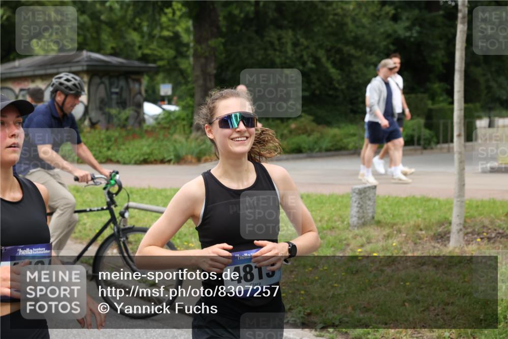 29.06.2025 - hella hamburg halbmarathon Yannick Fuchs http://msf.ph/oto/8307257 29.06.2025 10:50:23 20KM 1583, 1877, 1955, 2083, 2378, 2741, 4152, 4594, 4813, 5418, 5570, 5721, 5744, 6759, 7037, 7547, 7646, 8968, 8996, 9246, 9622, 9884, 9903, 10084, 10093, 10665, 11870, 12348, 12590, 12712, 12858, 13394, 13691, 14408, 14588, 14867, 15134, 15407, 15431, 16008, 16009, 16043, 16121, 16620, 16679, 17268, 17660, 17993, 18117, 18531, 18719, 18867, 18899, 18966, 19091 meine-sportfotos.de