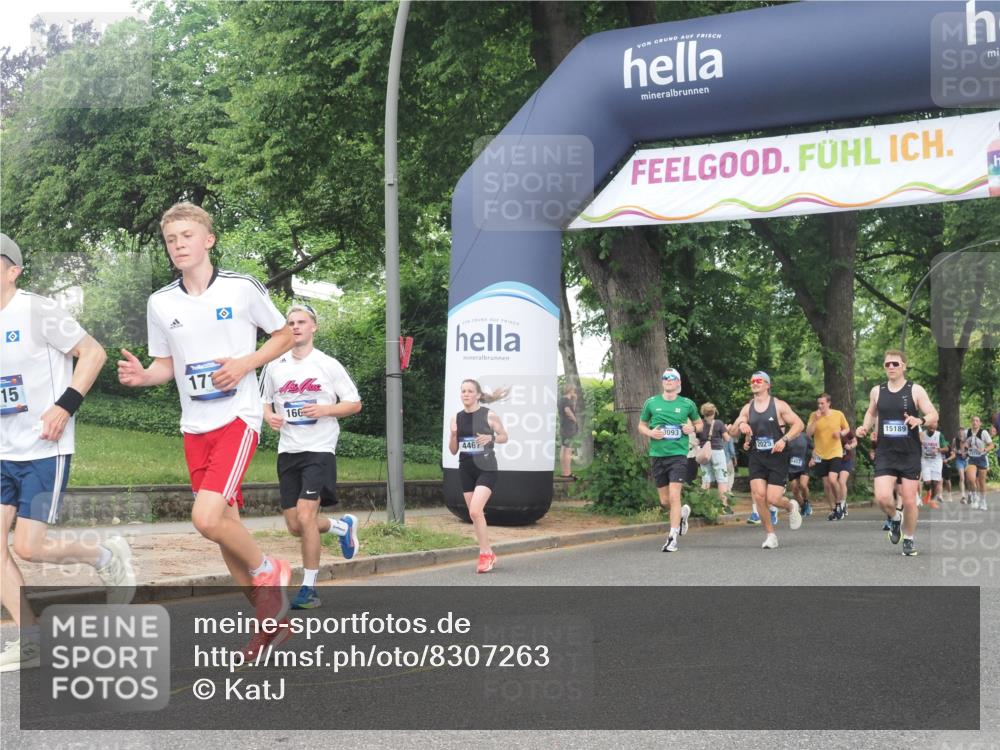 29.06.2025 - hella hamburg halbmarathon KatJ http://msf.ph/oto/8307263 29.06.2025 10:44:08 Zwischen KM18-KM19 1715, 1719, 2025, 2883, 3093, 4467 meine-sportfotos.de
