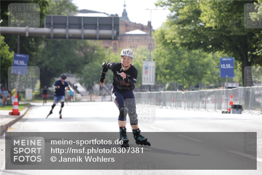29.06.2025 - hella hamburg halbmarathon Jannik Wohlers http://msf.ph/oto/8307381 29.06.2025 08:57:49 Lombardsbrücke  meine-sportfotos.de