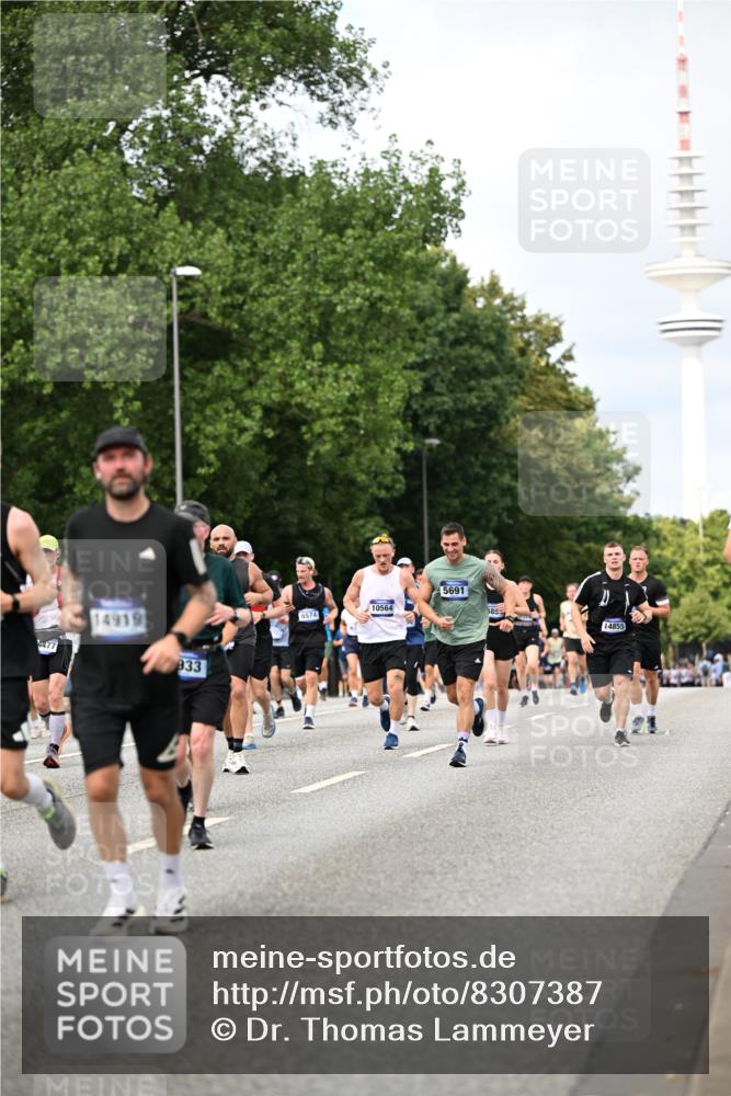 29.06.2025 - hella hamburg halbmarathon Dr. Thomas Lammeyer http://msf.ph/oto/8307387 29.06.2025 10:38:15 Kennedybrücke 1025, 1705, 1764, 1787, 2038, 2276, 2464, 2496, 2933, 3264, 3340, 3345, 3848, 4445, 4824, 4826, 5096, 5566, 5569, 5691, 5821, 5887, 6034, 6109, 6364, 6515, 6516, 6574, 6718, 7027, 7324, 7329, 7565, 7633, 7653, 7982, 8157, 8202, 8277, 8282, 8349, 8375, 8377, 8383, 8401, 9094, 9875, 10007, 10048, 10071, 10561, 10564, 11229, 11338, 11432 meine-sportfotos.de