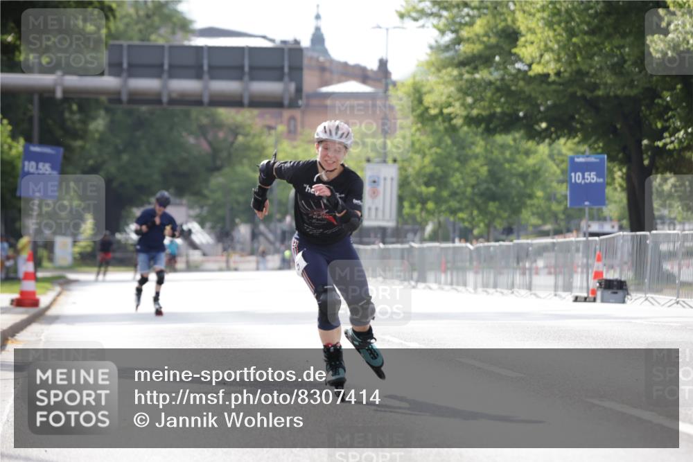29.06.2025 - hella hamburg halbmarathon Jannik Wohlers http://msf.ph/oto/8307414 29.06.2025 08:57:49 Lombardsbrücke  meine-sportfotos.de