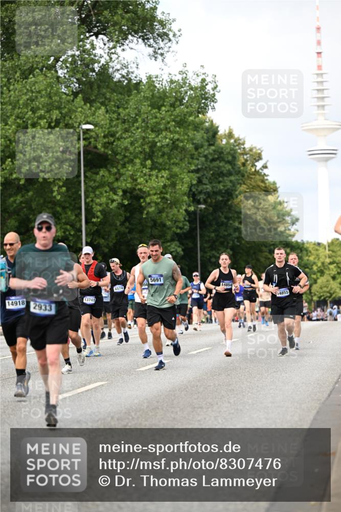 29.06.2025 - hella hamburg halbmarathon Dr. Thomas Lammeyer http://msf.ph/oto/8307476 29.06.2025 10:38:16 Kennedybrücke 1025, 1705, 1764, 1787, 2038, 2276, 2464, 2496, 2511, 2933, 3264, 3340, 3345, 3848, 4445, 4824, 4826, 5096, 5566, 5569, 5691, 5887, 6034, 6109, 6364, 6515, 6516, 6574, 6718, 6727, 7027, 7324, 7329, 7565, 7653, 7982, 8202, 8277, 8282, 8349, 8375, 8377, 8401, 9094, 9875, 10007, 10048, 10071, 10561, 10564, 11229, 11338, 11432 meine-sportfotos.de