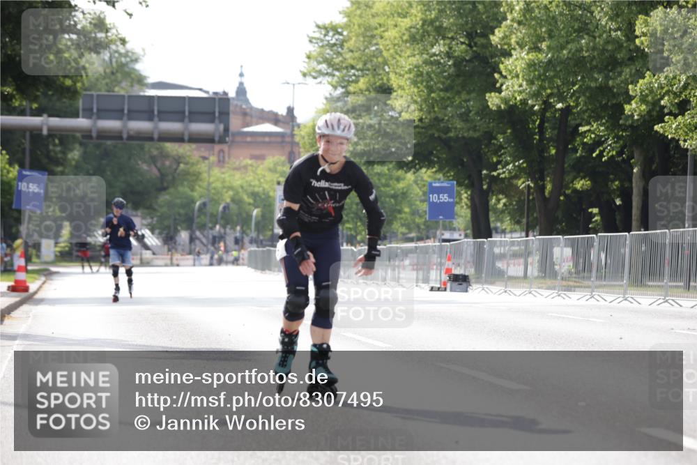 29.06.2025 - hella hamburg halbmarathon Jannik Wohlers http://msf.ph/oto/8307495 29.06.2025 08:57:50 Lombardsbrücke  meine-sportfotos.de