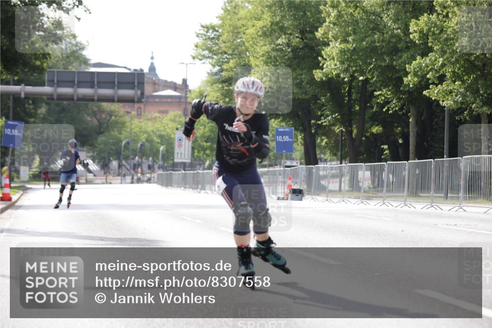 29.06.2025 - hella hamburg halbmarathon Jannik Wohlers http://msf.ph/oto/8307558 29.06.2025 08:57:50 Lombardsbrücke  meine-sportfotos.de