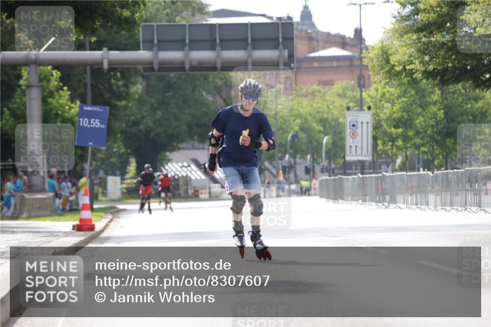 29.06.2025 - hella hamburg halbmarathon Jannik Wohlers http://msf.ph/oto/8307607 29.06.2025 08:57:53 Lombardsbrücke  meine-sportfotos.de