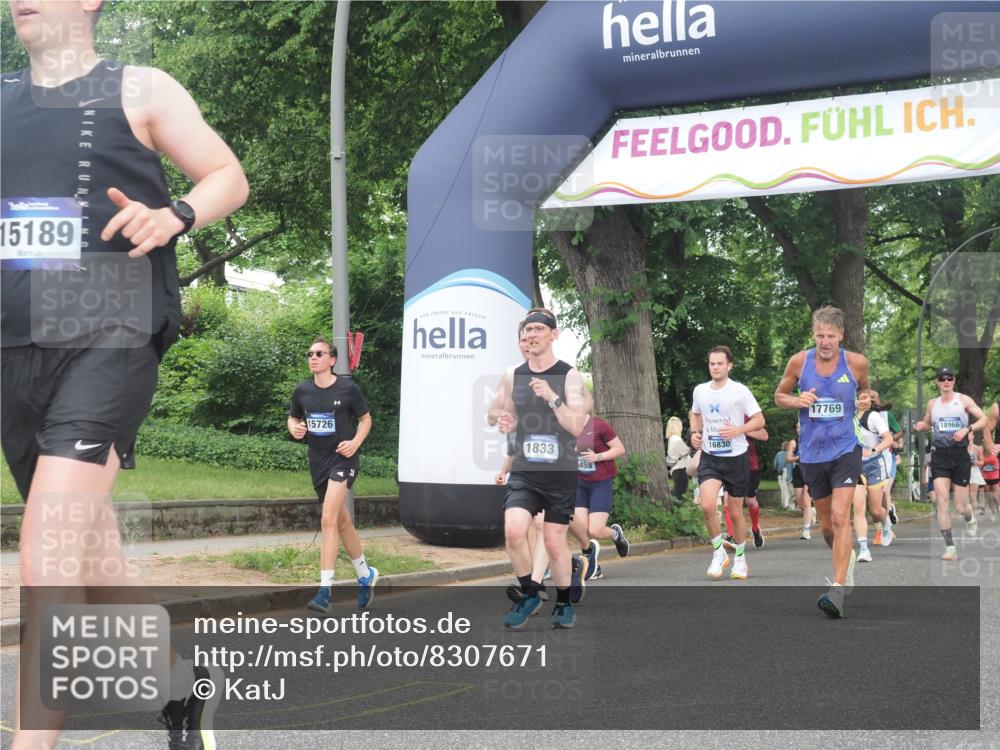 29.06.2025 - hella hamburg halbmarathon KatJ http://msf.ph/oto/8307671 29.06.2025 10:44:11 Zwischen KM18-KM19 1715, 1719, 1833, 2025, 2488, 3093, 3413, 4467 meine-sportfotos.de