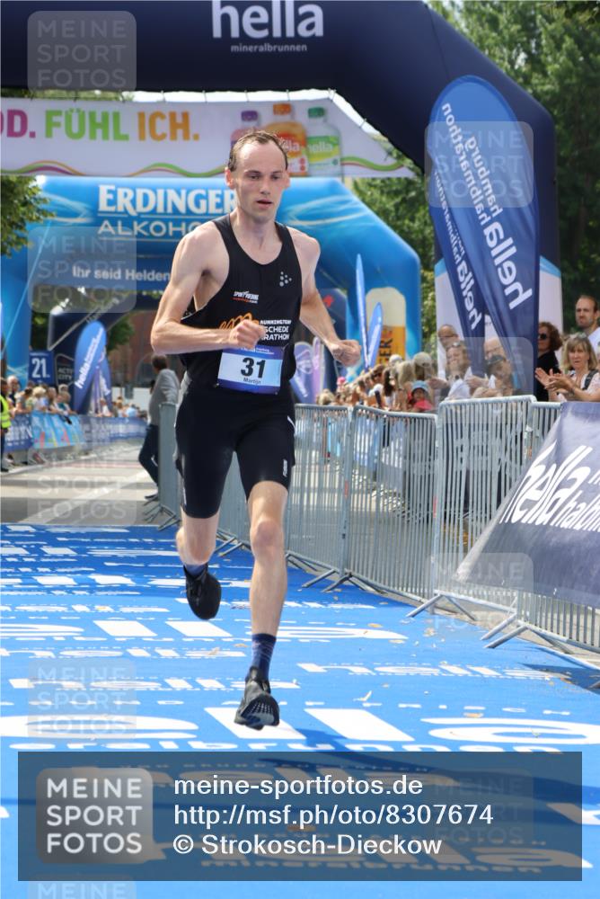 29.06.2025 - hella hamburg halbmarathon Strokosch-Dieckow http://msf.ph/oto/8307674 29.06.2025 10:13:59 Ziel 31, 42, 14689 meine-sportfotos.de
