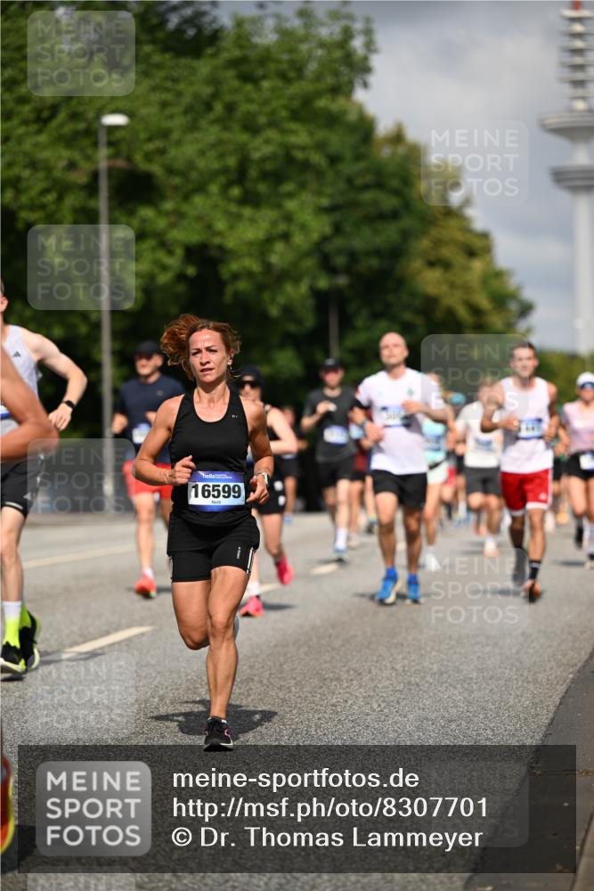 29.06.2025 - hella hamburg halbmarathon Dr. Thomas Lammeyer http://msf.ph/oto/8307701 29.06.2025 09:54:32 Kennedybrücke 1256, 1441, 1677, 1962, 2546, 2579, 3056, 4854, 4888, 4889, 4893, 5026, 5087, 5472, 5506, 5752, 5916, 6080, 6429, 6639, 6721, 6901, 7110, 7116, 7284, 7635, 8091, 8122, 8319, 8574, 8966, 9313, 9755, 9833, 10064, 10415, 10469, 11284 meine-sportfotos.de