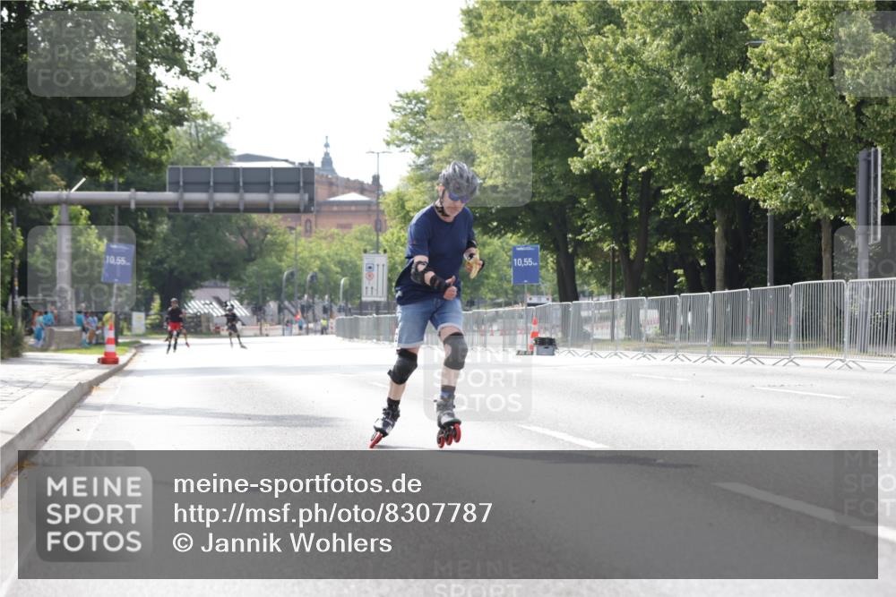 29.06.2025 - hella hamburg halbmarathon Jannik Wohlers http://msf.ph/oto/8307787 29.06.2025 08:57:55 Lombardsbrücke  meine-sportfotos.de