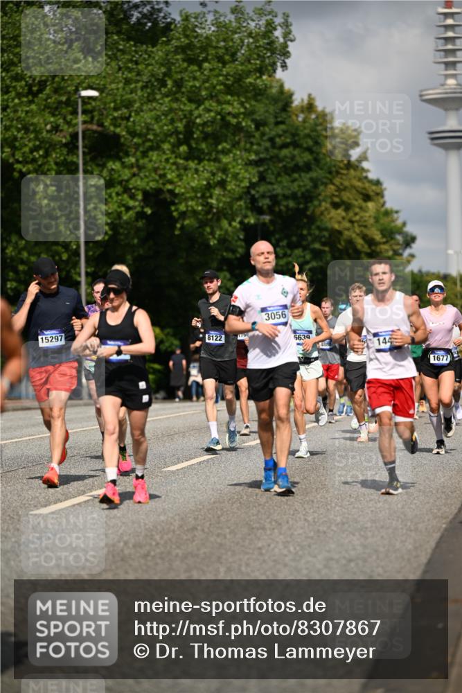 29.06.2025 - hella hamburg halbmarathon Dr. Thomas Lammeyer http://msf.ph/oto/8307867 29.06.2025 09:54:33 Kennedybrücke 1256, 1441, 1677, 1962, 2546, 2579, 3056, 3947, 4854, 4888, 4889, 4893, 5026, 5087, 5506, 5752, 5916, 6080, 6429, 6639, 6721, 6901, 7110, 7116, 7284, 7635, 8091, 8122, 8319, 8574, 8966, 9313, 9755, 9833, 10064, 10415, 10469 meine-sportfotos.de