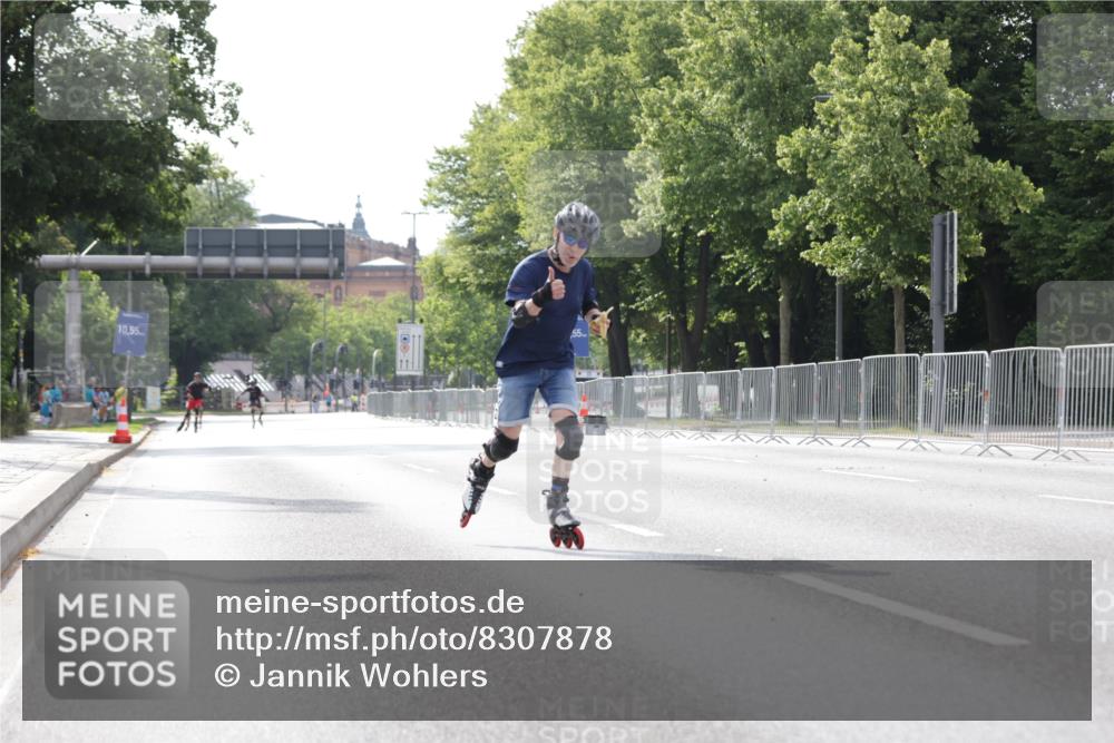 29.06.2025 - hella hamburg halbmarathon Jannik Wohlers http://msf.ph/oto/8307878 29.06.2025 08:57:55 Lombardsbrücke  meine-sportfotos.de