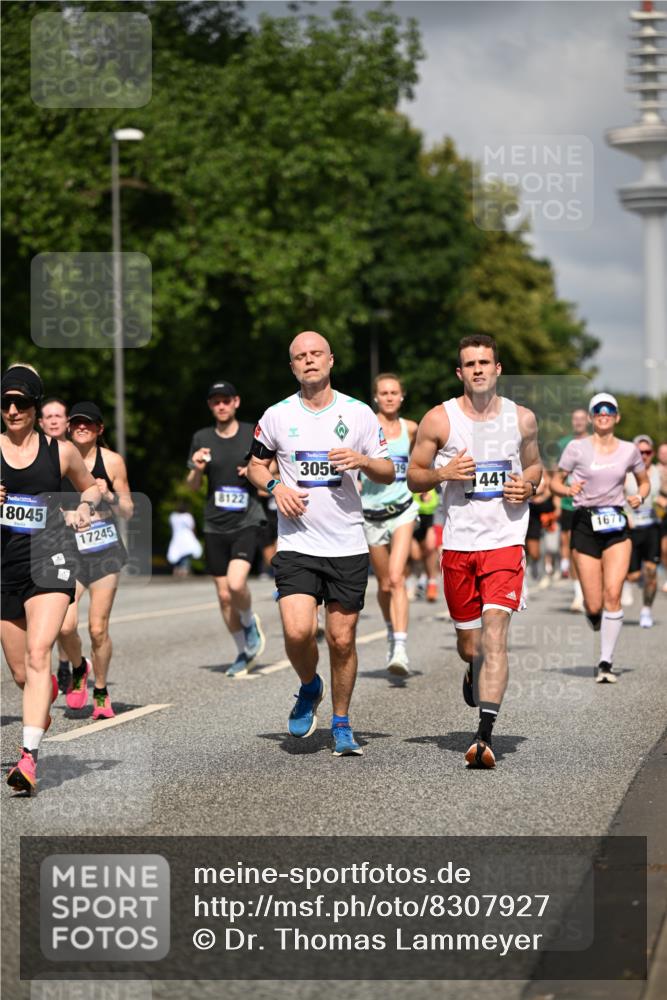 29.06.2025 - hella hamburg halbmarathon Dr. Thomas Lammeyer http://msf.ph/oto/8307927 29.06.2025 09:54:34 Kennedybrücke 1256, 1441, 1677, 1962, 2546, 2579, 3056, 3947, 4854, 4888, 4889, 4893, 5026, 5087, 5506, 5752, 5916, 6429, 6593, 6639, 6721, 6901, 7116, 7284, 7635, 8091, 8122, 8319, 8574, 8966, 9313, 9755, 9833, 10064, 10415, 10469 meine-sportfotos.de