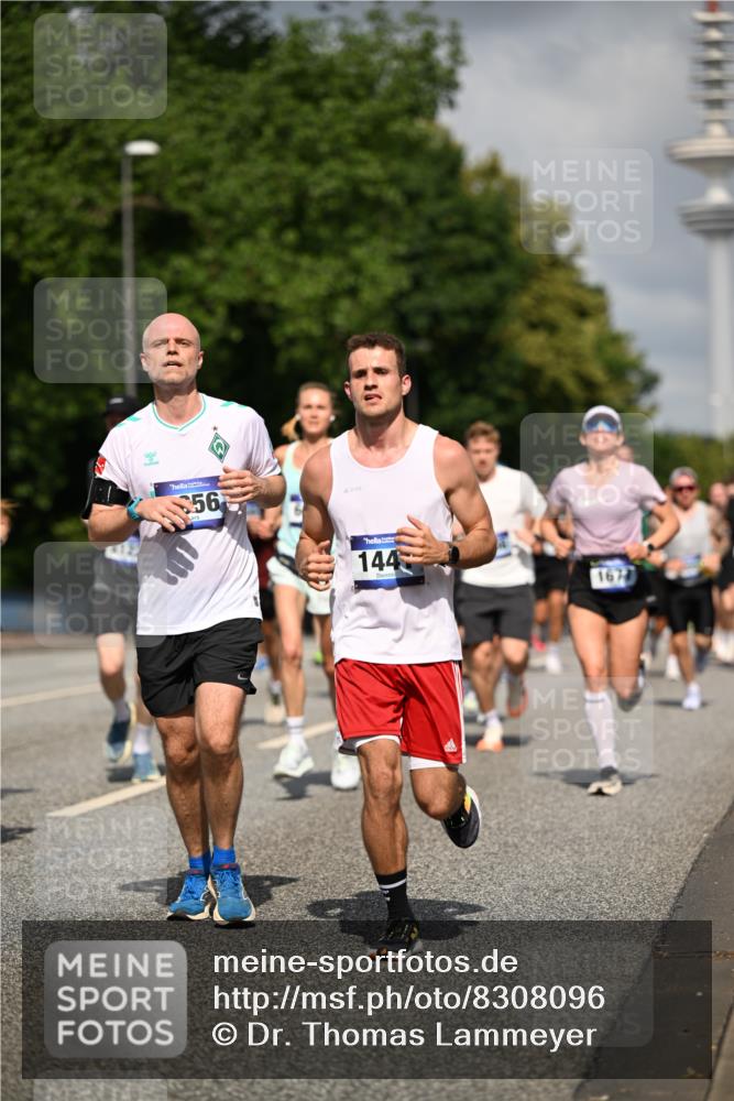 29.06.2025 - hella hamburg halbmarathon Dr. Thomas Lammeyer http://msf.ph/oto/8308096 29.06.2025 09:54:35 Kennedybrücke 1256, 1441, 1677, 1962, 2546, 2579, 3056, 3947, 4854, 4888, 4889, 4893, 5026, 5087, 5506, 5752, 5916, 6429, 6593, 6639, 6721, 6901, 7116, 7284, 7378, 7635, 8091, 8122, 8319, 8574, 8966, 9313, 9371, 9755, 9833, 9885, 10064, 10415, 10469 meine-sportfotos.de