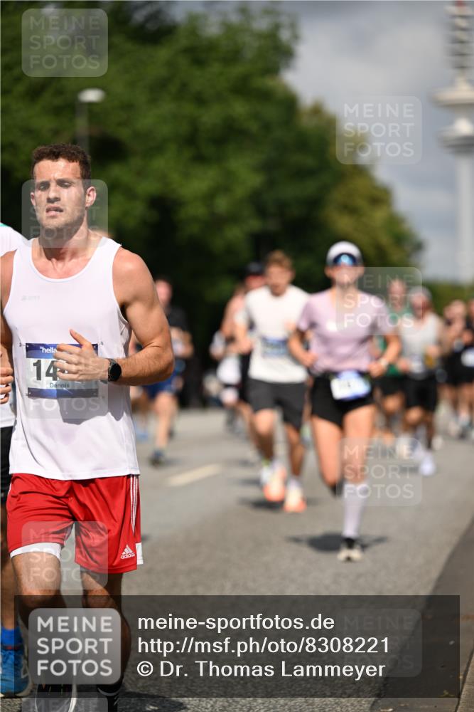 29.06.2025 - hella hamburg halbmarathon Dr. Thomas Lammeyer http://msf.ph/oto/8308221 29.06.2025 09:54:37 Kennedybrücke 1256, 1441, 1677, 1912, 1962, 2546, 2579, 3056, 3947, 4854, 4865, 4888, 4889, 5087, 5275, 5506, 5752, 6429, 6593, 6639, 6721, 6901, 7116, 7284, 7378, 7635, 7693, 8091, 8122, 8319, 8574, 8966, 9313, 9371, 9755, 9833, 9885, 10064, 10193, 10415, 10469 meine-sportfotos.de