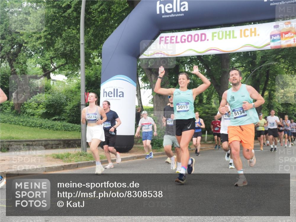 29.06.2025 - hella hamburg halbmarathon KatJ http://msf.ph/oto/8308538 29.06.2025 10:44:18 Zwischen KM18-KM19 1200, 2488, 3413, 3859, 4426, 5015, 5134, 5457, 5458, 5728 meine-sportfotos.de