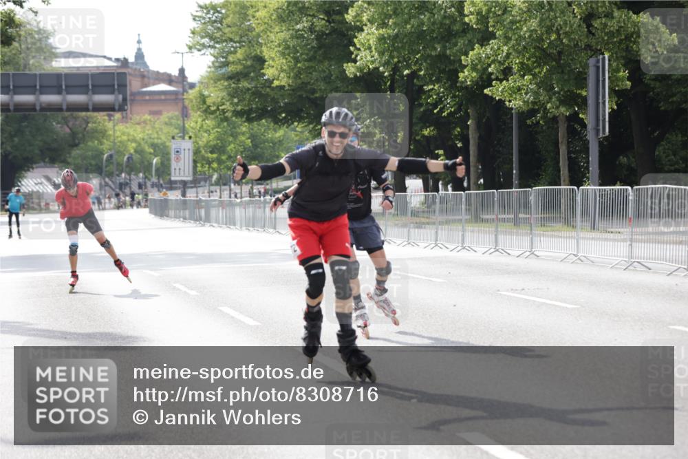 29.06.2025 - hella hamburg halbmarathon Jannik Wohlers http://msf.ph/oto/8308716 29.06.2025 08:58:07 Lombardsbrücke  meine-sportfotos.de