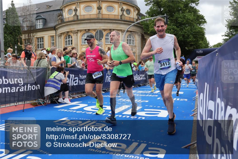29.06.2025 - hella hamburg halbmarathon Strokosch-Dieckow http://msf.ph/oto/8308727 29.06.2025 10:56:35 Ziel 1583, 2083, 3413, 4152, 5721, 5744, 6399, 6416, 6759, 7037, 7646, 8311, 8542, 8652, 8744, 9488, 9562, 10093, 11083, 11870, 12509, 13863, 15145, 15407, 15712, 16043, 16121, 16257, 16261, 17259, 17268, 18340, 18746, 18835, 18899, 19120 meine-sportfotos.de