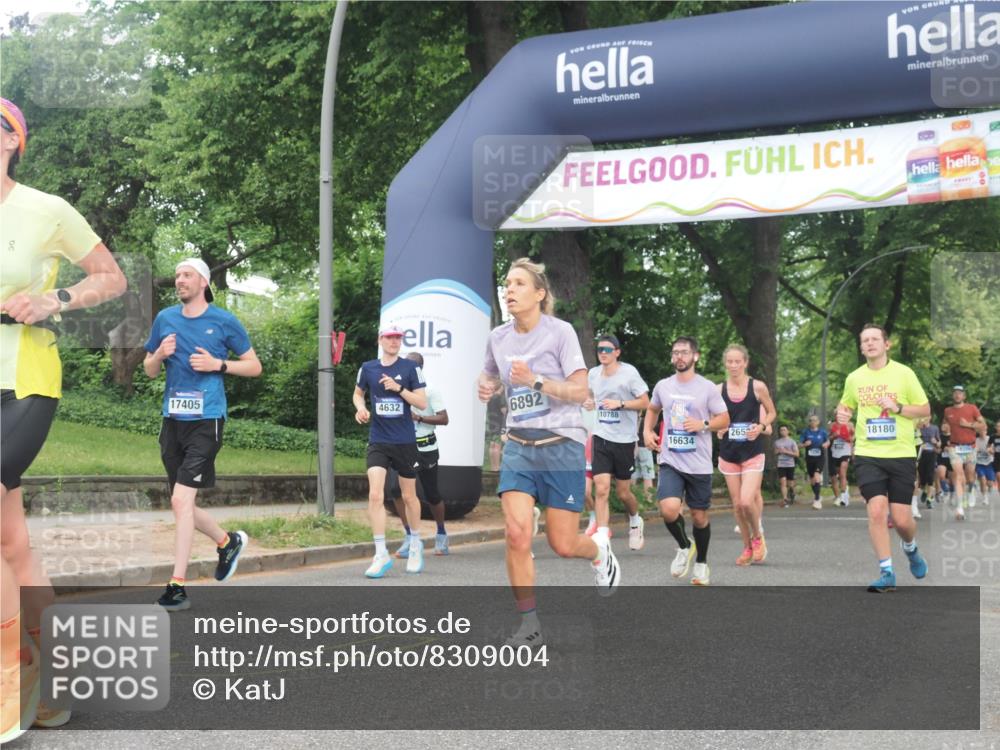 29.06.2025 - hella hamburg halbmarathon KatJ http://msf.ph/oto/8309004 29.06.2025 10:44:24 Zwischen KM18-KM19 2652, 2656, 3575, 4632, 5134, 5391, 6892, 7159 meine-sportfotos.de