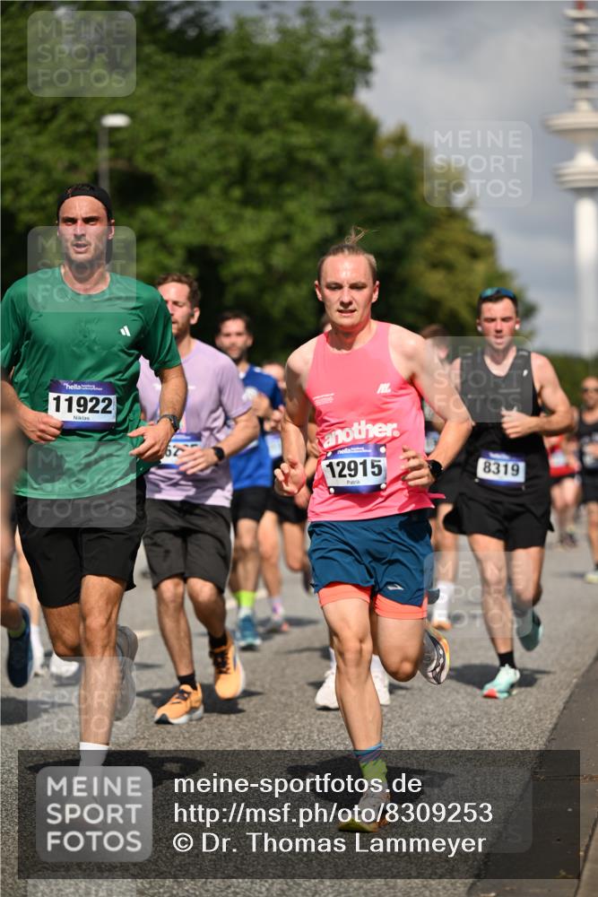 29.06.2025 - hella hamburg halbmarathon Dr. Thomas Lammeyer http://msf.ph/oto/8309253 29.06.2025 09:54:42 Kennedybrücke 1136, 1256, 1441, 1677, 1912, 1962, 2579, 2972, 3056, 3700, 3947, 4759, 4854, 4865, 4888, 4889, 5087, 5275, 6593, 6639, 6721, 6901, 7116, 7284, 7378, 7635, 7693, 8122, 8319, 8966, 9262, 9313, 9371, 9755, 9833, 9885, 10193, 10415, 10469 meine-sportfotos.de