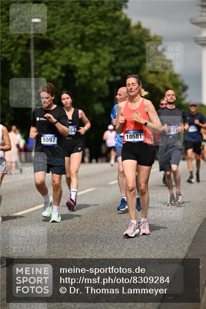 29.06.2025 - hella hamburg halbmarathon Dr. Thomas Lammeyer http://msf.ph/oto/8309284 29.06.2025 10:17:07 Kennedybrücke 1007, 1020, 1051, 1328, 1859, 3218, 4187, 4554, 5597, 5598, 6489, 7346, 7873, 8115, 8279, 9527, 10581 meine-sportfotos.de
