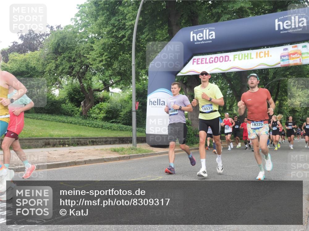 29.06.2025 - hella hamburg halbmarathon KatJ http://msf.ph/oto/8309317 29.06.2025 10:44:28 Zwischen KM18-KM19 1387, 2652, 2656, 3575, 4632, 5391, 6892, 7159 meine-sportfotos.de