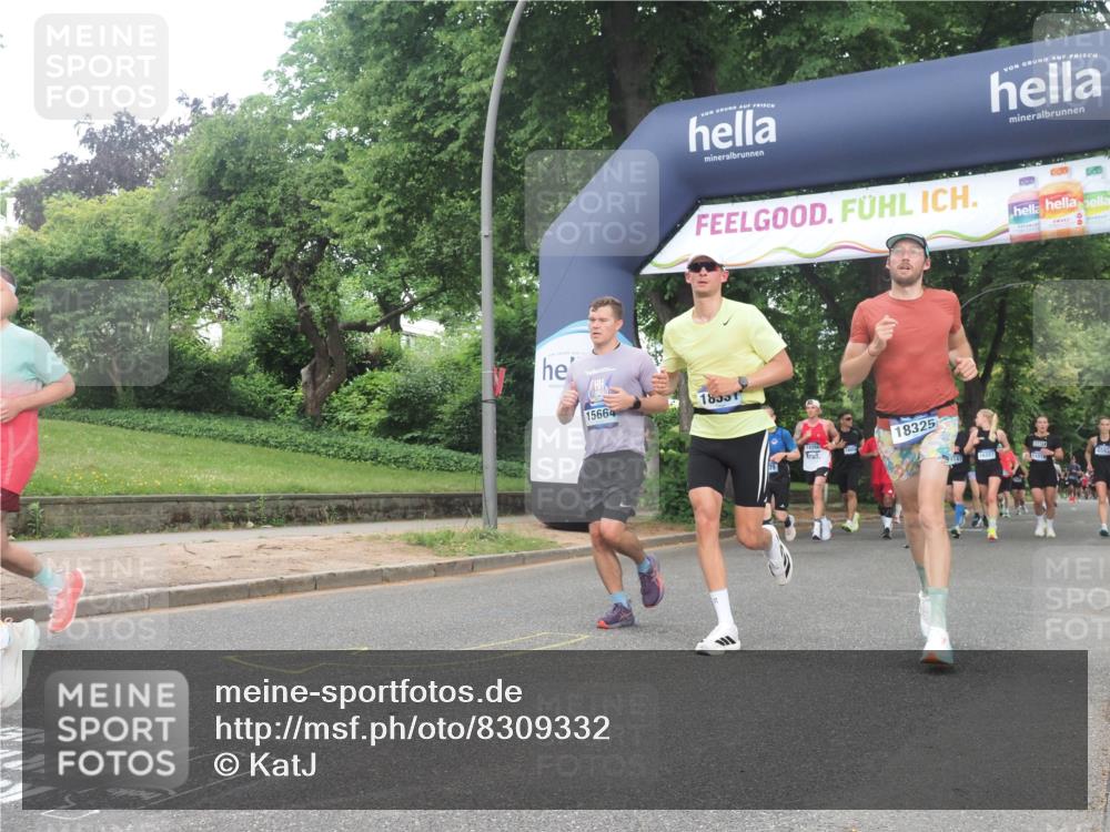 29.06.2025 - hella hamburg halbmarathon KatJ http://msf.ph/oto/8309332 29.06.2025 10:44:28 Zwischen KM18-KM19 1387, 2652, 2656, 3575, 4632, 5391, 6892, 7159 meine-sportfotos.de
