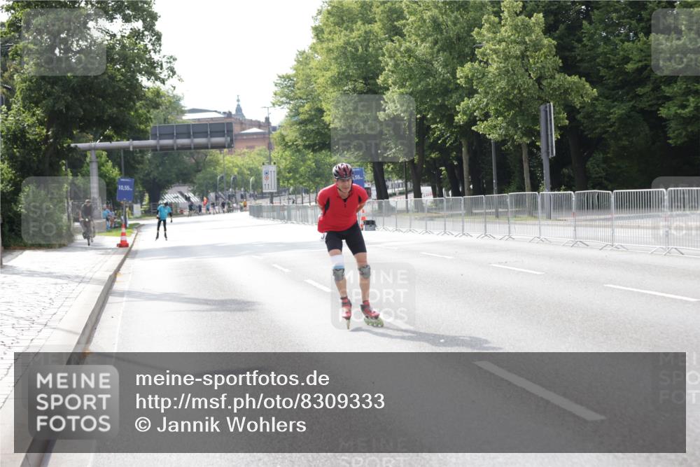 29.06.2025 - hella hamburg halbmarathon Jannik Wohlers http://msf.ph/oto/8309333 29.06.2025 08:58:10 Lombardsbrücke  meine-sportfotos.de