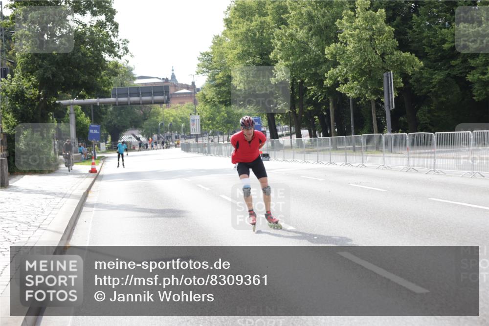 29.06.2025 - hella hamburg halbmarathon Jannik Wohlers http://msf.ph/oto/8309361 29.06.2025 08:58:10 Lombardsbrücke  meine-sportfotos.de