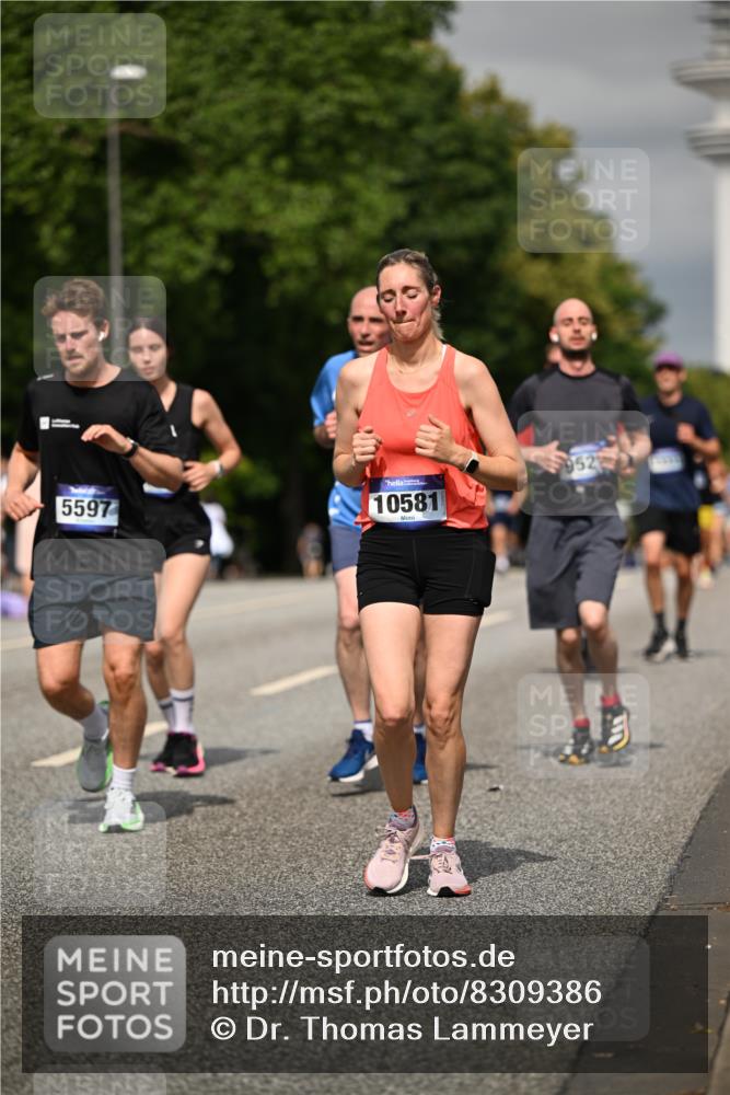29.06.2025 - hella hamburg halbmarathon Dr. Thomas Lammeyer http://msf.ph/oto/8309386 29.06.2025 10:17:08 Kennedybrücke 1007, 1020, 1051, 1328, 1859, 2961, 3218, 3729, 4187, 4554, 4950, 5597, 5598, 7346, 7873, 8115, 8279, 8913, 9527, 10581 meine-sportfotos.de