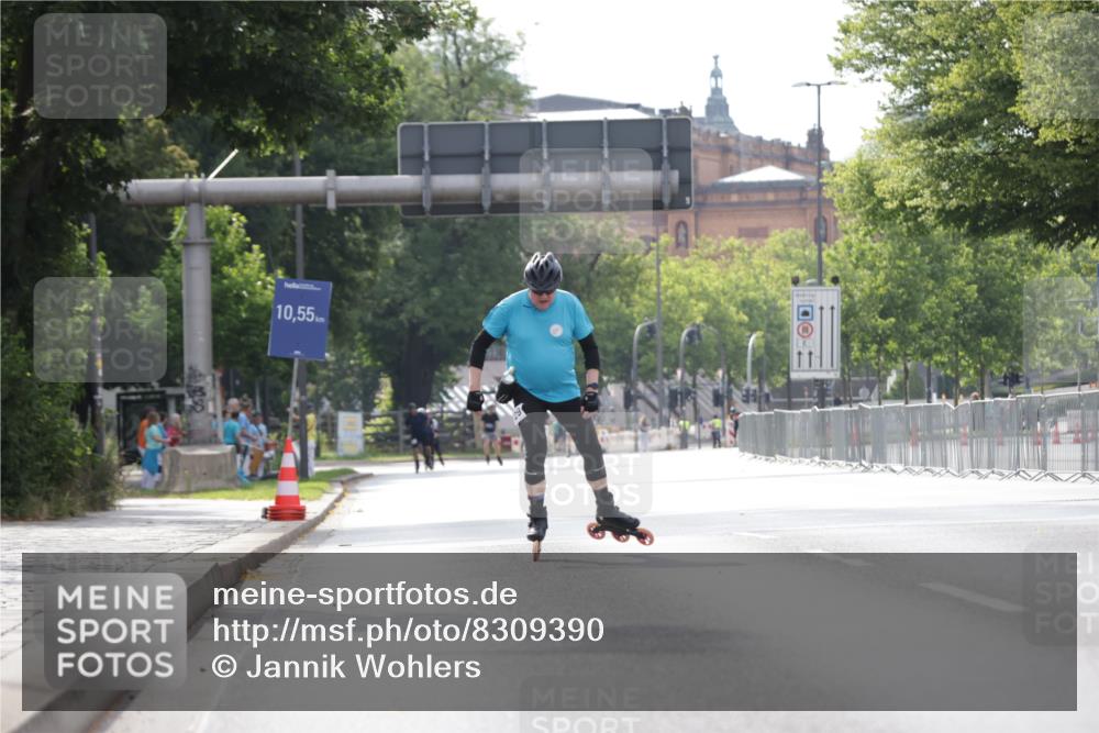 29.06.2025 - hella hamburg halbmarathon Jannik Wohlers http://msf.ph/oto/8309390 29.06.2025 08:58:18 Lombardsbrücke  meine-sportfotos.de
