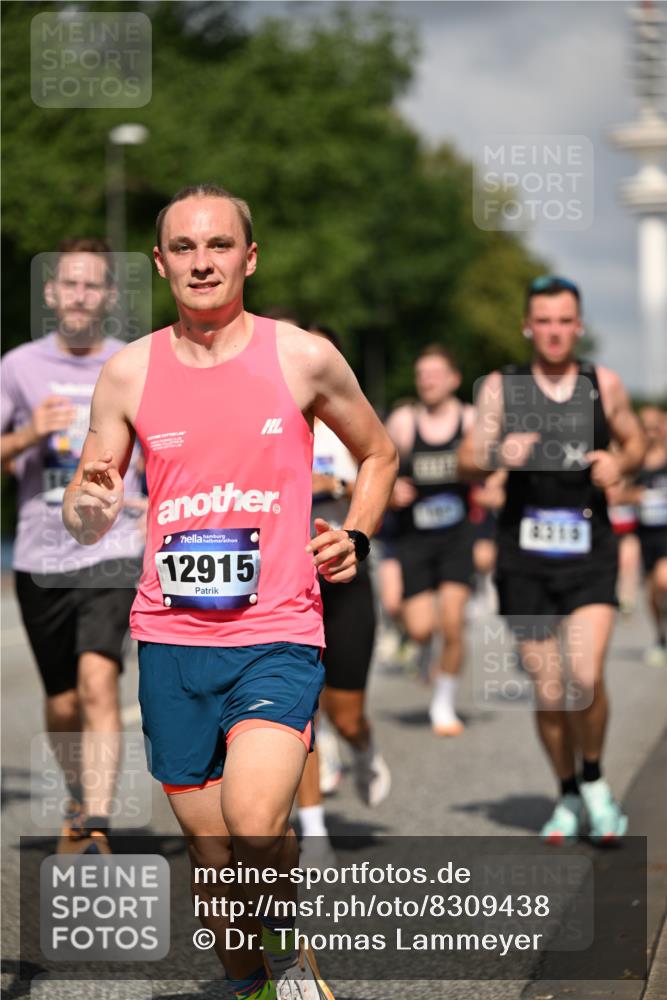 29.06.2025 - hella hamburg halbmarathon Dr. Thomas Lammeyer http://msf.ph/oto/8309438 29.06.2025 09:54:43 Kennedybrücke 1136, 1256, 1441, 1677, 1912, 1962, 2579, 2972, 3056, 3700, 3947, 4759, 4854, 4865, 4888, 4889, 5087, 5275, 6593, 6639, 6721, 6901, 7116, 7284, 7378, 7635, 7693, 8122, 8319, 8966, 9262, 9313, 9371, 9755, 9833, 9885, 10193, 10415, 10469 meine-sportfotos.de
