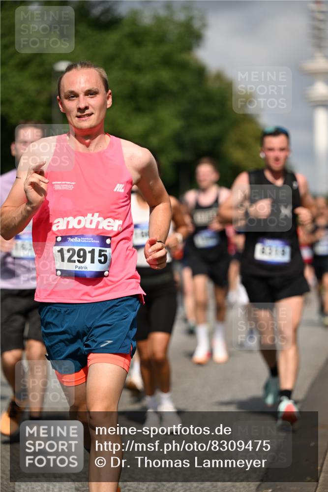 29.06.2025 - hella hamburg halbmarathon Dr. Thomas Lammeyer http://msf.ph/oto/8309475 29.06.2025 09:54:43 Kennedybrücke 1136, 1256, 1441, 1677, 1912, 1962, 2579, 2972, 3056, 3700, 3947, 4759, 4854, 4865, 4888, 4889, 5087, 5275, 6593, 6639, 6721, 6901, 7116, 7284, 7378, 7635, 7693, 8122, 8319, 8966, 9262, 9313, 9371, 9755, 9833, 9885, 10193, 10415, 10469 meine-sportfotos.de