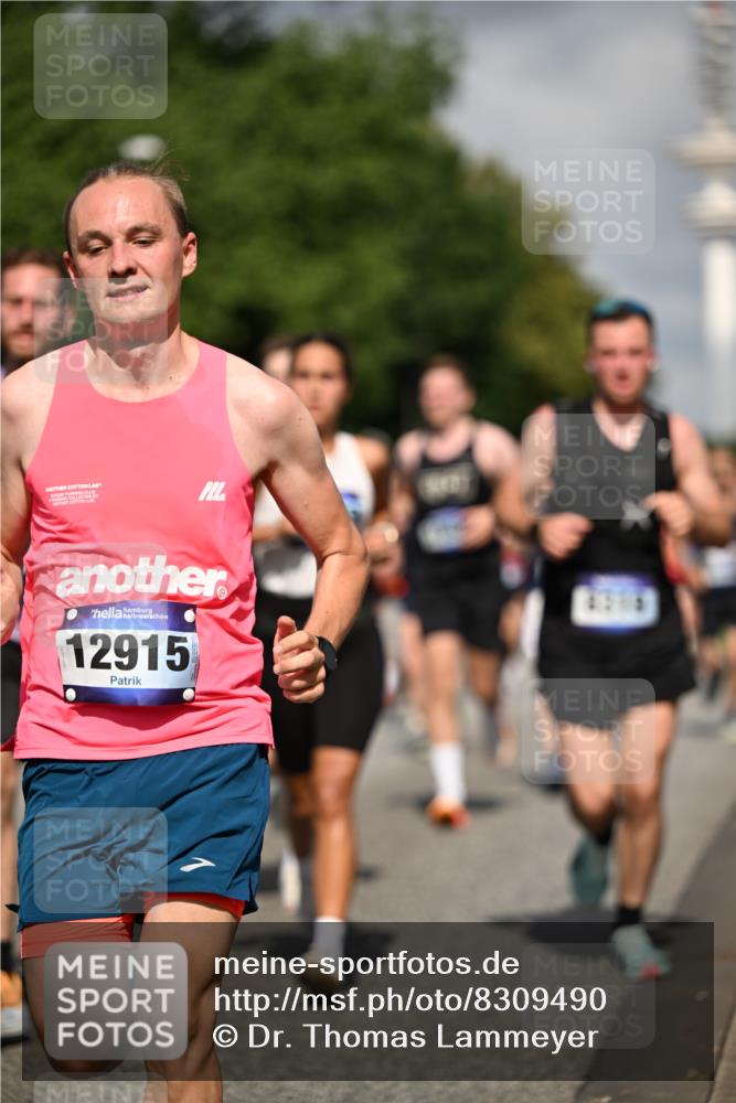 29.06.2025 - hella hamburg halbmarathon Dr. Thomas Lammeyer http://msf.ph/oto/8309490 29.06.2025 09:54:43 Kennedybrücke 1136, 1256, 1441, 1677, 1912, 1962, 2579, 2972, 3056, 3700, 3947, 4759, 4854, 4865, 4888, 4889, 5087, 5275, 6593, 6639, 6721, 6901, 7116, 7284, 7378, 7635, 7693, 8122, 8319, 8966, 9262, 9313, 9371, 9755, 9833, 9885, 10193, 10415, 10469 meine-sportfotos.de