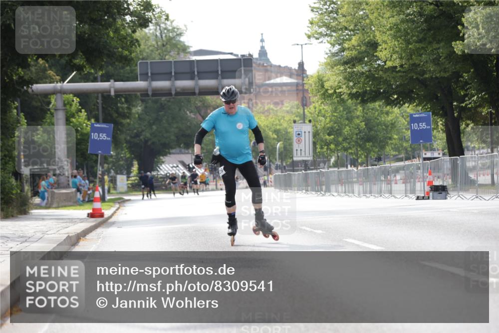 29.06.2025 - hella hamburg halbmarathon Jannik Wohlers http://msf.ph/oto/8309541 29.06.2025 08:58:19 Lombardsbrücke  meine-sportfotos.de