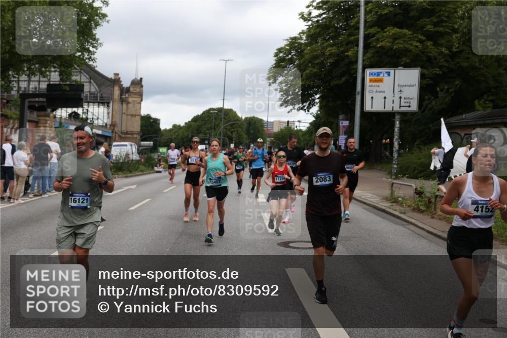 29.06.2025 - hella hamburg halbmarathon Yannick Fuchs http://msf.ph/oto/8309592 29.06.2025 10:50:32 20KM 1583, 1955, 2083, 2741, 3413, 3836, 4152, 5418, 5492, 5570, 6399, 6416, 6835, 7037, 7547, 7716, 8393, 8542, 8652, 8669, 8968, 8996, 9246, 9488, 9727, 9884, 9903, 9907, 9934, 10084, 10093, 10665, 11083, 11212, 12348, 12440, 12523, 12590, 12712, 13394, 13666, 13691, 13750, 14139, 14408, 14588, 14678, 14867, 15097, 15407, 15431, 15695, 16121, 16620, 16634, 16679, 17268, 17660, 17993, 18208, 18652, 18719, 18867, 18899, 19091 meine-sportfotos.de