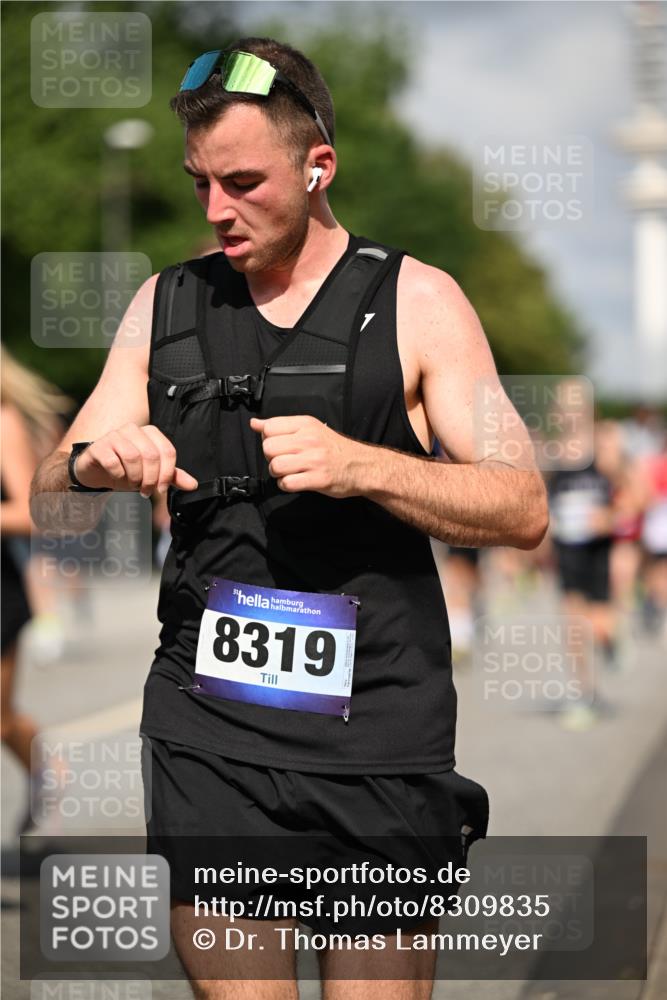 29.06.2025 - hella hamburg halbmarathon Dr. Thomas Lammeyer http://msf.ph/oto/8309835 29.06.2025 09:54:45 Kennedybrücke 1136, 1256, 1441, 1677, 1912, 1962, 2579, 2972, 3056, 3700, 3947, 4759, 4843, 4854, 4865, 4888, 4889, 5087, 5275, 5375, 6593, 6639, 6721, 6901, 7116, 7284, 7378, 7635, 7693, 8122, 8319, 8966, 9262, 9313, 9371, 9755, 9833, 9885, 10193, 10415, 10469 meine-sportfotos.de