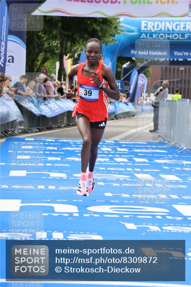 29.06.2025 - hella hamburg halbmarathon Strokosch-Dieckow http://msf.ph/oto/8309872 29.06.2025 10:12:21 Ziel 39, 47 meine-sportfotos.de