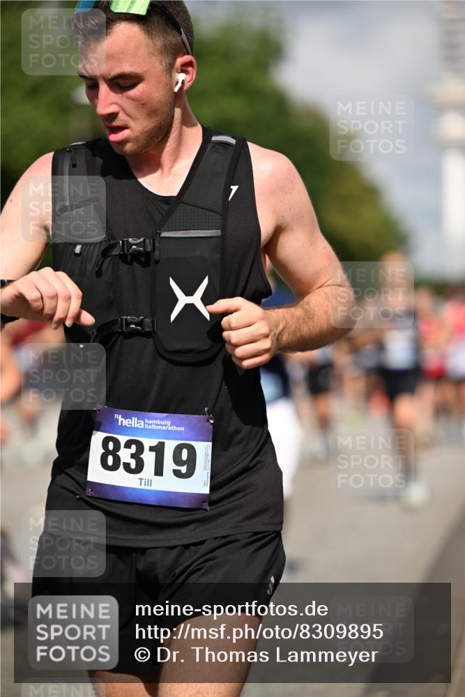 29.06.2025 - hella hamburg halbmarathon Dr. Thomas Lammeyer http://msf.ph/oto/8309895 29.06.2025 09:54:45 Kennedybrücke 1136, 1256, 1441, 1677, 1912, 1962, 2579, 2972, 3056, 3700, 3947, 4759, 4843, 4854, 4865, 4888, 4889, 5087, 5275, 5375, 6593, 6639, 6721, 6901, 7116, 7284, 7378, 7635, 7693, 8122, 8319, 8966, 9262, 9313, 9371, 9755, 9833, 9885, 10193, 10415, 10469 meine-sportfotos.de