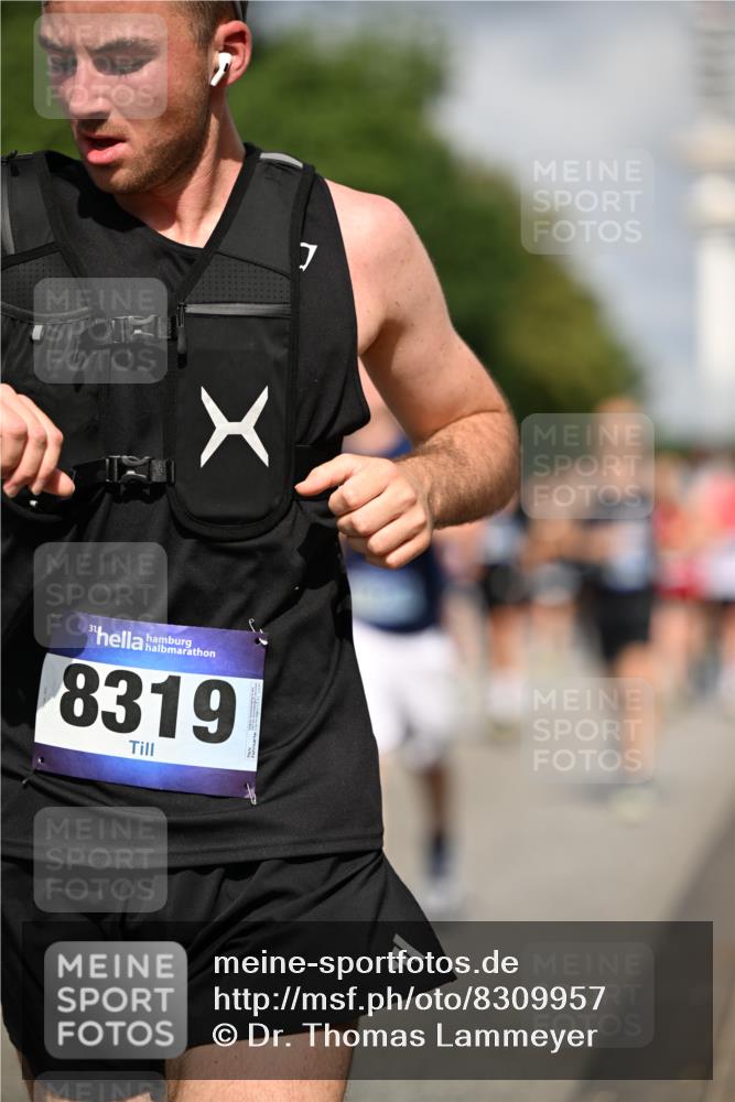 29.06.2025 - hella hamburg halbmarathon Dr. Thomas Lammeyer http://msf.ph/oto/8309957 29.06.2025 09:54:45 Kennedybrücke 1136, 1256, 1441, 1677, 1912, 1962, 2579, 2972, 3056, 3700, 3947, 4759, 4843, 4854, 4865, 4888, 4889, 5087, 5275, 5375, 6593, 6639, 6721, 6901, 7116, 7284, 7378, 7635, 7693, 8122, 8319, 8966, 9262, 9313, 9371, 9755, 9833, 9885, 10193, 10415, 10469 meine-sportfotos.de