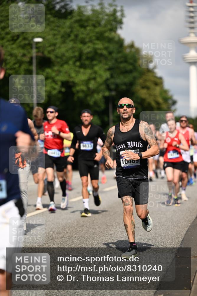 29.06.2025 - hella hamburg halbmarathon Dr. Thomas Lammeyer http://msf.ph/oto/8310240 29.06.2025 09:54:47 Kennedybrücke 1136, 1256, 1441, 1677, 1912, 1941, 1962, 2579, 2972, 3056, 3523, 3700, 3947, 4759, 4843, 4854, 4865, 4888, 4889, 5087, 5275, 5375, 6593, 6639, 6721, 6901, 7116, 7284, 7378, 7635, 7693, 8122, 8319, 8966, 9262, 9313, 9371, 9380, 9755, 9833, 9885, 10193, 10415, 10469 meine-sportfotos.de