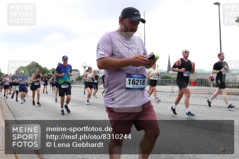 29.06.2025 - hella hamburg halbmarathon Lena Gebhardt http://msf.ph/oto/8310244 29.06.2025 10:46:57 Lombardsbrücke 7827, 2162, 16218, 13885, 8950, 3277, 1073, 1185, 1286, 1363, 1371, 1375, 1593, 1607, 1720, 1961, 1999, 2162, 2211, 2320, 2327, 2537, 2555, 2556, 2665, 2697, 2981, 3277, 3406, 3407, 3469, 3734, 3823, 4202, 4239, 4296, 4342, 4355, 4483, 4604, 5111, 5114, 5700, 5796, 5953, 6124, 6161, 6485, 6496, 6740, 7073, 7412, 7430, 7431, 7767, 7827, 8131, 8477, 8486, 8551, 8553, 8684, 8706, 8967, 9691, 10230, 13969, 14261, 15852, 16882, 16987 meine-sportfotos.de