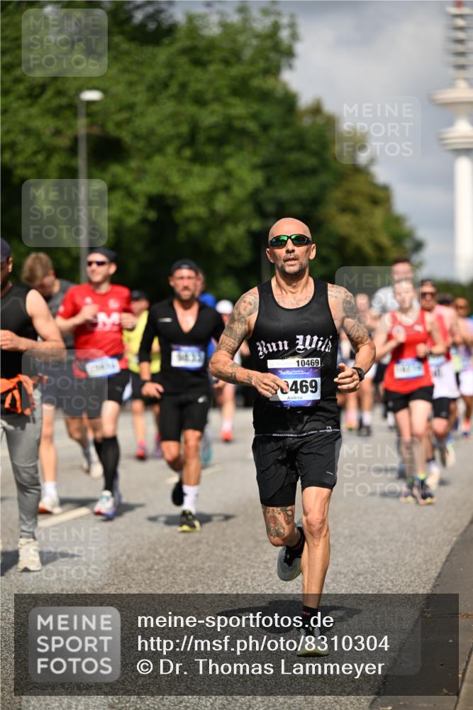 29.06.2025 - hella hamburg halbmarathon Dr. Thomas Lammeyer http://msf.ph/oto/8310304 29.06.2025 09:54:47 Kennedybrücke 1136, 1256, 1441, 1677, 1912, 1941, 1962, 2579, 2972, 3056, 3523, 3700, 3947, 4759, 4843, 4854, 4865, 4888, 4889, 5087, 5275, 5375, 6593, 6639, 6721, 6901, 7116, 7284, 7378, 7635, 7693, 8122, 8319, 8966, 9262, 9313, 9371, 9380, 9755, 9833, 9885, 10193, 10415, 10469 meine-sportfotos.de