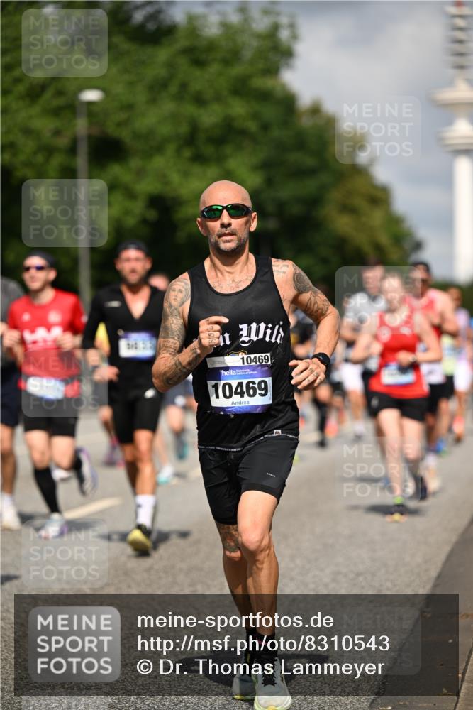 29.06.2025 - hella hamburg halbmarathon Dr. Thomas Lammeyer http://msf.ph/oto/8310543 29.06.2025 09:54:48 Kennedybrücke 1136, 1256, 1677, 1912, 1941, 1962, 2579, 2972, 3523, 3700, 3947, 4759, 4843, 4854, 4865, 4888, 4889, 5087, 5275, 5375, 6593, 6639, 6721, 6901, 7116, 7284, 7378, 7635, 7693, 8122, 8319, 8966, 9262, 9313, 9371, 9380, 9755, 9833, 9885, 10193, 10415, 10469 meine-sportfotos.de