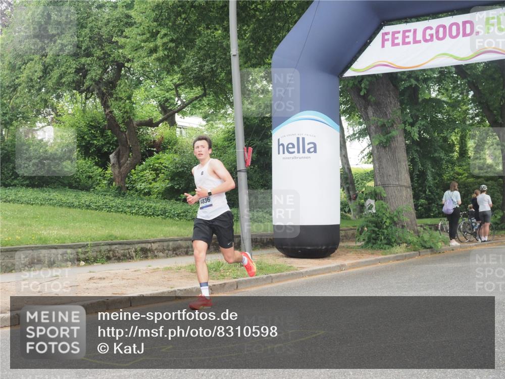 29.06.2025 - hella hamburg halbmarathon KatJ http://msf.ph/oto/8310598 29.06.2025 10:15:13 Zwischen KM18-KM19  meine-sportfotos.de