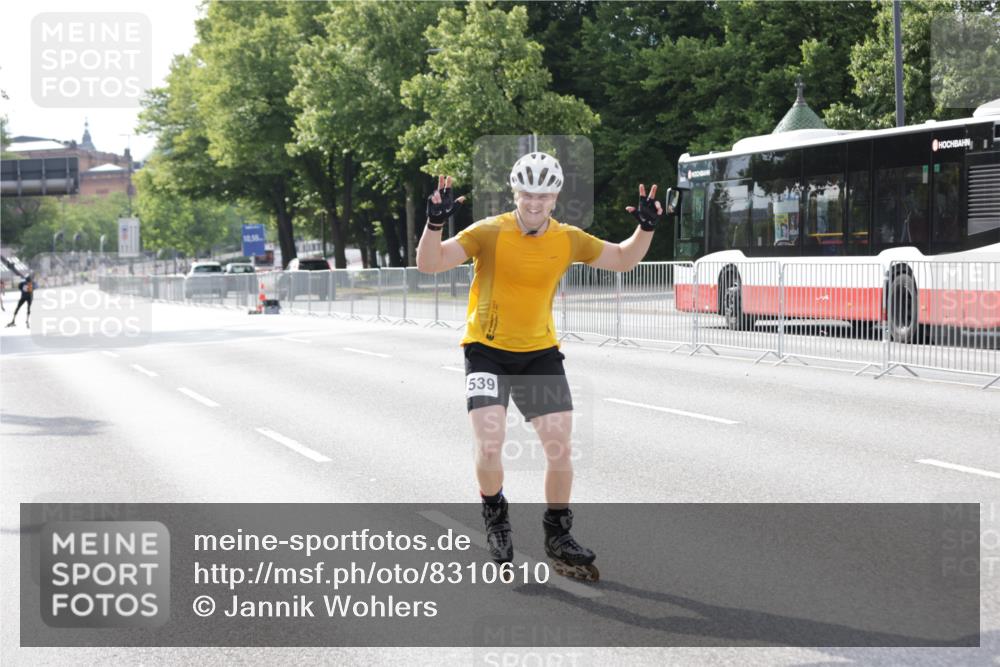 29.06.2025 - hella hamburg halbmarathon Jannik Wohlers http://msf.ph/oto/8310610 29.06.2025 08:58:46 Lombardsbrücke  meine-sportfotos.de