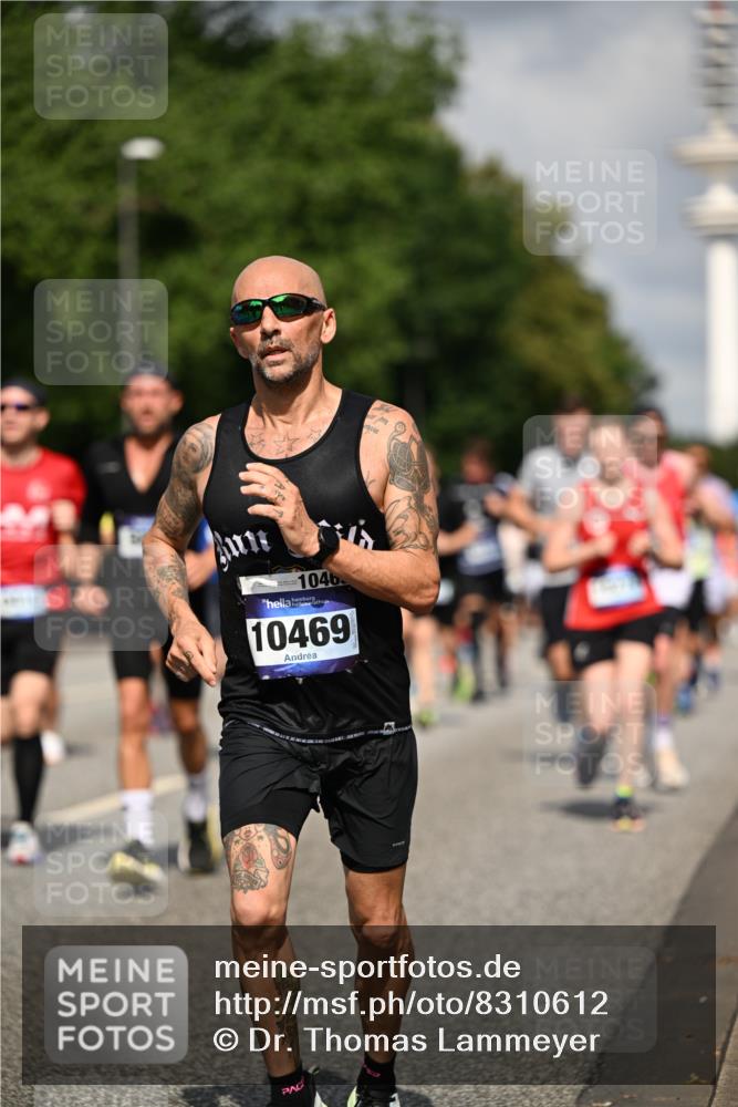 29.06.2025 - hella hamburg halbmarathon Dr. Thomas Lammeyer http://msf.ph/oto/8310612 29.06.2025 09:54:48 Kennedybrücke 1136, 1256, 1677, 1912, 1941, 1962, 2579, 2972, 3523, 3700, 3947, 4759, 4843, 4854, 4865, 4888, 4889, 5087, 5275, 5375, 6593, 6639, 6721, 6901, 7116, 7284, 7378, 7635, 7693, 8122, 8319, 8966, 9262, 9313, 9371, 9380, 9755, 9833, 9885, 10193, 10415, 10469 meine-sportfotos.de