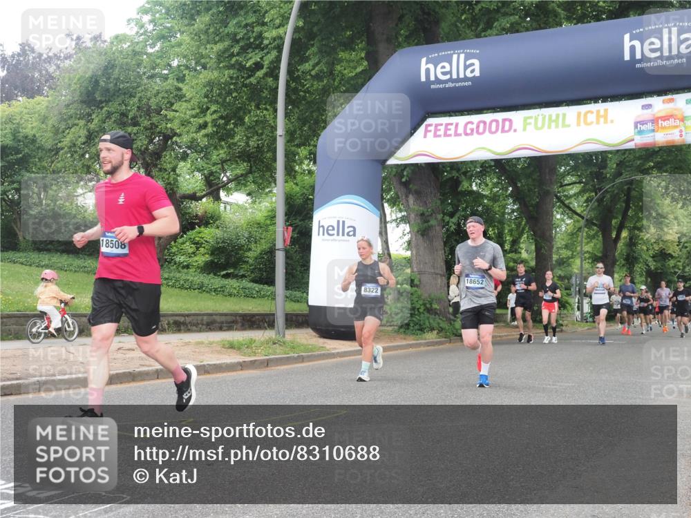 29.06.2025 - hella hamburg halbmarathon KatJ http://msf.ph/oto/8310688 29.06.2025 10:44:37 Zwischen KM18-KM19 1239, 3141, 4579, 6592, 8322 meine-sportfotos.de
