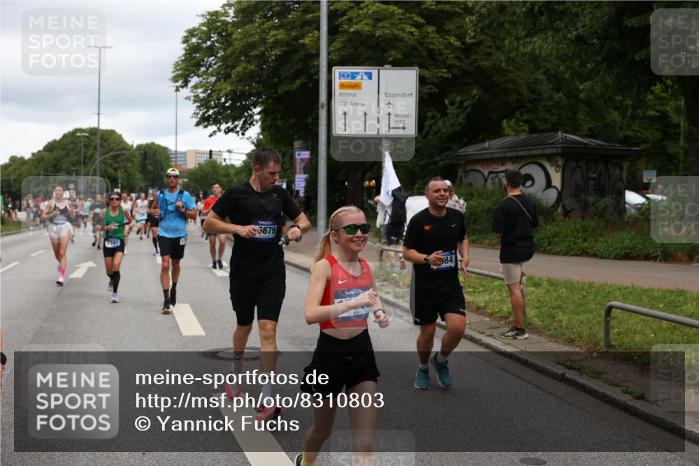 29.06.2025 - hella hamburg halbmarathon Yannick Fuchs http://msf.ph/oto/8310803 29.06.2025 10:50:34 20KM 1583, 1955, 2083, 2741, 3413, 3836, 4152, 5418, 5492, 5570, 6399, 6416, 6835, 7037, 7547, 7716, 8393, 8542, 8652, 8669, 8825, 8968, 9246, 9488, 9727, 9884, 9907, 9934, 10093, 10665, 11083, 11212, 12014, 12348, 12440, 12523, 12590, 12712, 13394, 13666, 13691, 13750, 14139, 14408, 14588, 14678, 14867, 15097, 15407, 15431, 15695, 15712, 16121, 16257, 16261, 16620, 16634, 16679, 17268, 17660, 17993, 18208, 18652, 18719, 18867, 18899, 19091 meine-sportfotos.de