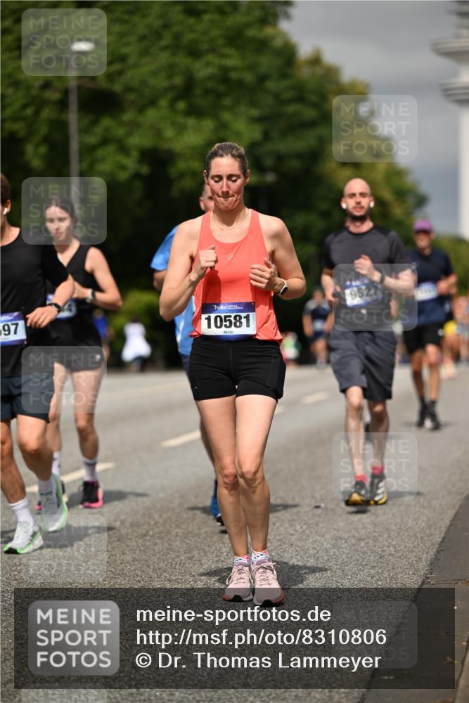 29.06.2025 - hella hamburg halbmarathon Dr. Thomas Lammeyer http://msf.ph/oto/8310806 29.06.2025 10:17:08 Kennedybrücke 1007, 1020, 1051, 1328, 1859, 2961, 3218, 3729, 4187, 4554, 4950, 5597, 5598, 7346, 7873, 8115, 8279, 8913, 9527, 10581 meine-sportfotos.de