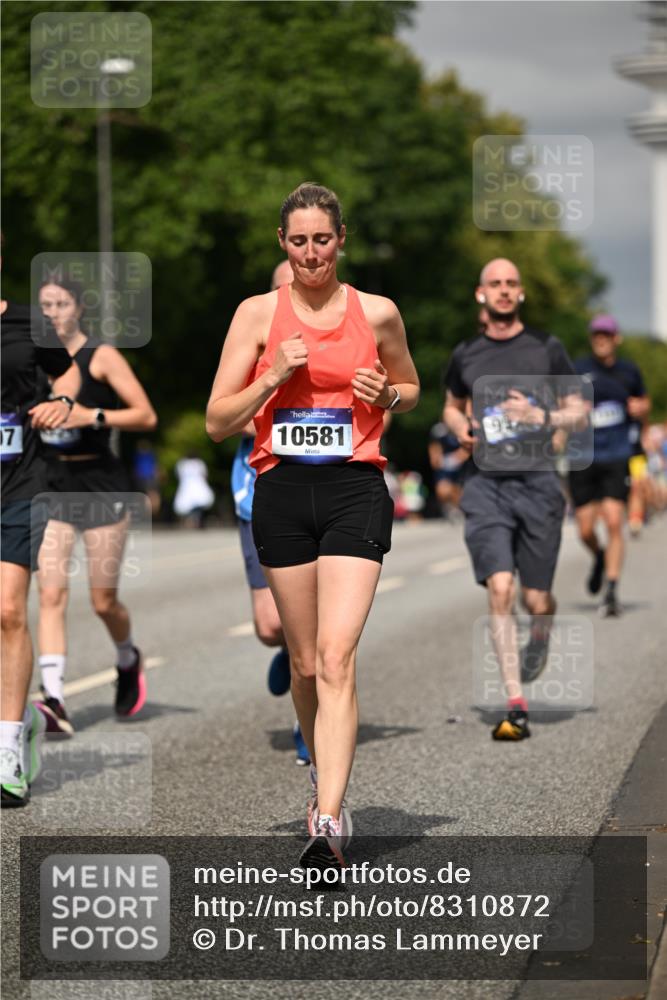 29.06.2025 - hella hamburg halbmarathon Dr. Thomas Lammeyer http://msf.ph/oto/8310872 29.06.2025 10:17:08 Kennedybrücke 1007, 1020, 1051, 1328, 1859, 2961, 3218, 3729, 4187, 4554, 4950, 5597, 5598, 7346, 7873, 8115, 8279, 8913, 9527, 10581 meine-sportfotos.de